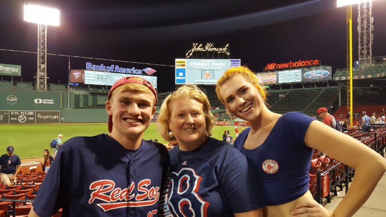 Sydney Walther alongside her mother and brother. Walther, traveled to NYU Langone Health in February 2017 for a life-transforming, gender-affirming procedure at the Hansjӧrg Wyss Department of Plastic Surgery.